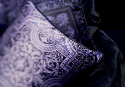 范思哲時裝總是能將奢華與高貴完美地結合,而它的家居產品亦是如此#采集大賽# 圖片_hao123網址導航